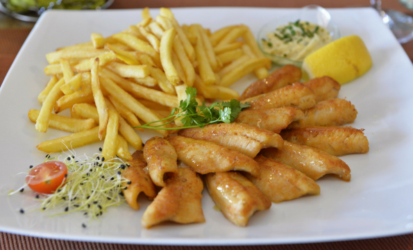 BISTROT DU PETIT PORT  | 20.- offerts au BISTROT DU PETIT PORT (Saint - Sulpice)