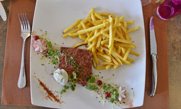 BISTROT DU PETIT PORT  | 20.- offerts au BISTROT DU PETIT PORT (Saint - Sulpice)