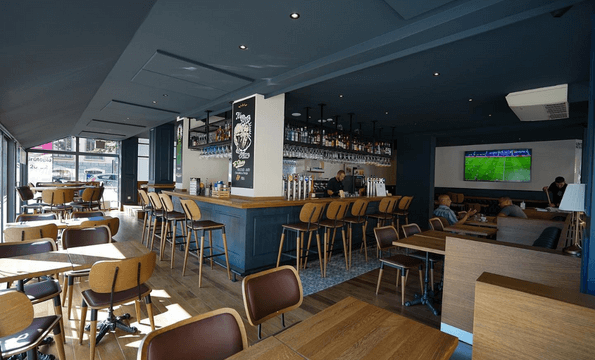 BAR & BURGERS CORNAVIN | CHF 20.- offerts